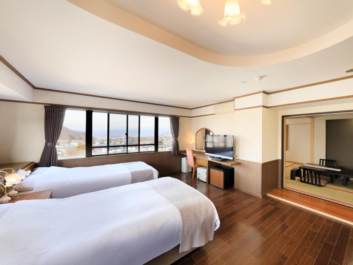 Hotel Tsubakino Yamanouchi  Zewnętrze zdjęcie